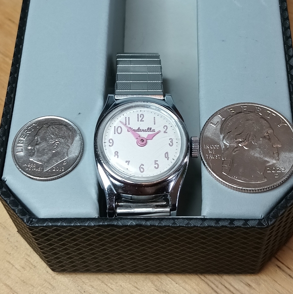 X US Time Cinderella script Girls watch, cream colored, dial pink Roman nume - Picture 5 of 12